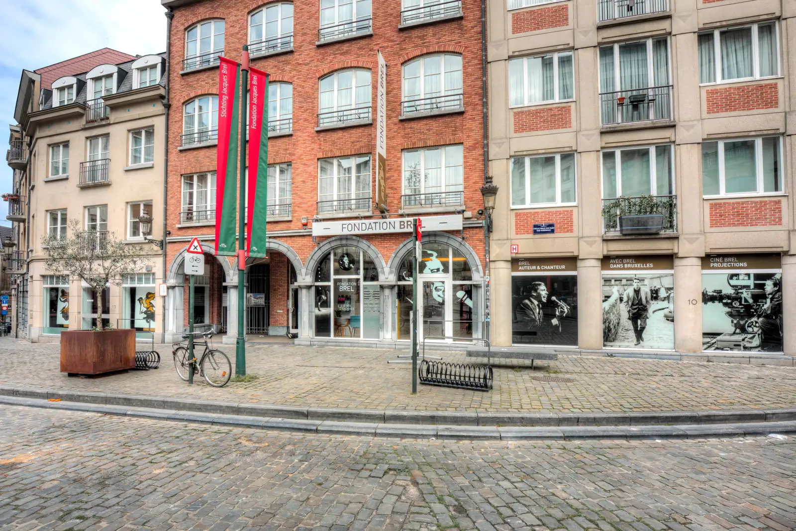 La Fondation Brel, place de la Vieille Halle aux Blés